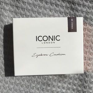 Iconic London Sculpt And Boost Eyebrow Cushion